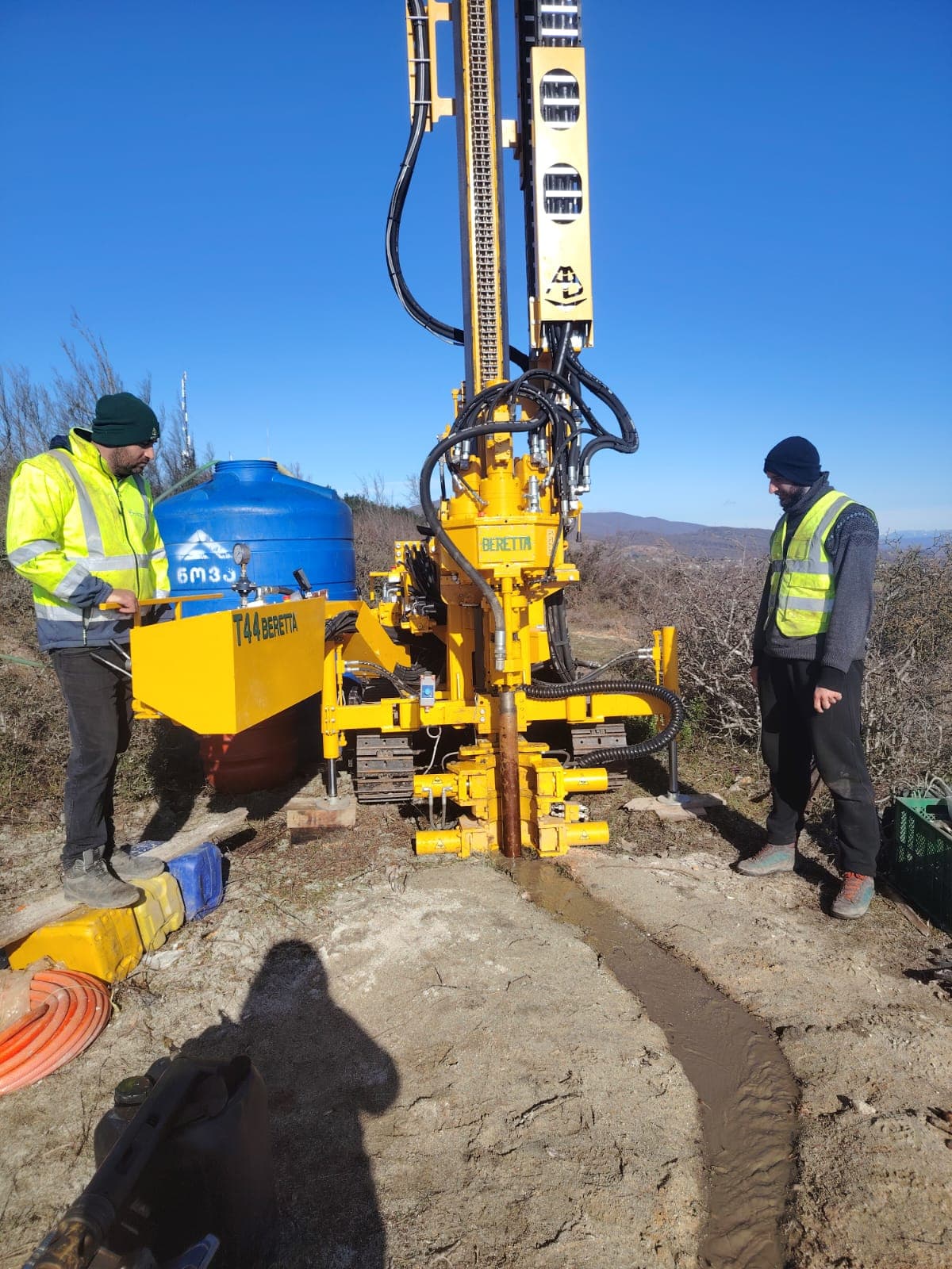 GGG geologists performing daytime borehole drilling and soil sampling for wind turbine foundation in Kutaisi